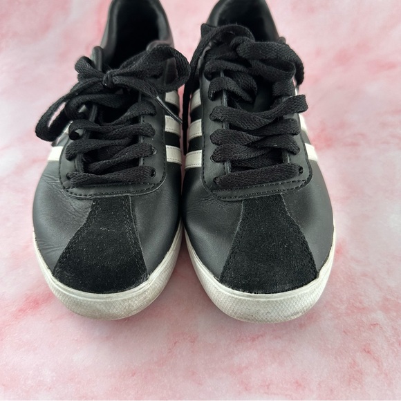 ADIDAS Women's Courtset B74560 White Black Lace-Up Sneaker Shoes Size 5 - Picture 2 of 15